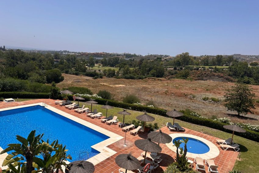R5072401-Apartment-For-Sale-Los-Arqueros-Penthouse-2-Beds-98-Built