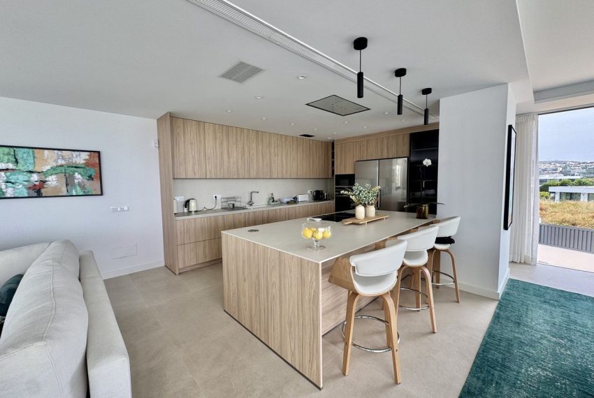 R5072929-Villa-For-Sale-Cancelada-Detached-6-Beds-460-Built-5