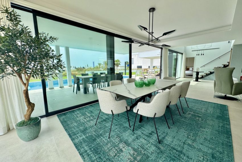 R5072929-Villa-For-Sale-Cancelada-Detached-6-Beds-460-Built-8