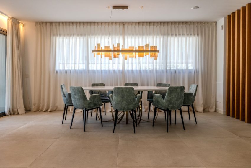 R5073235-Villa-For-Sale-Puerto-Banus-Detached-4-Beds-372-Built-5