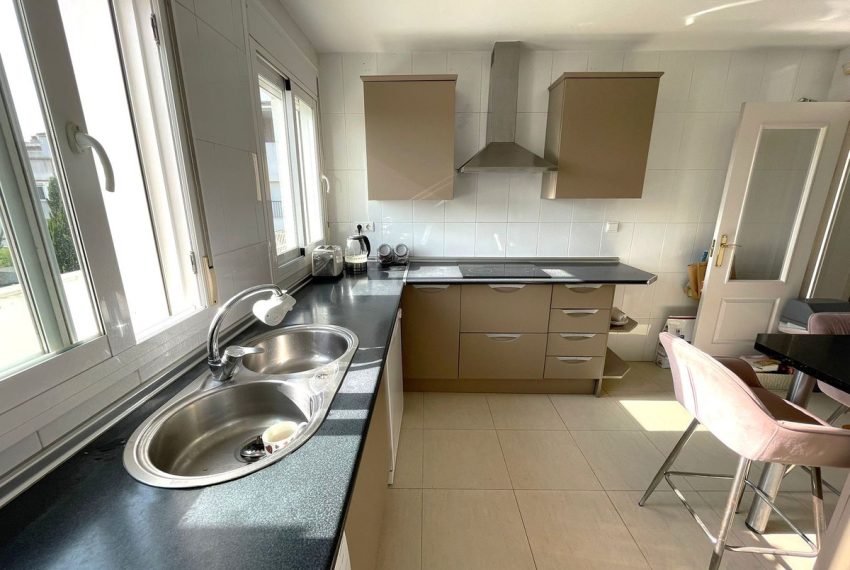 R5074024-Apartment-For-Sale-Miraflores-Penthouse-3-Beds-135-Built-10