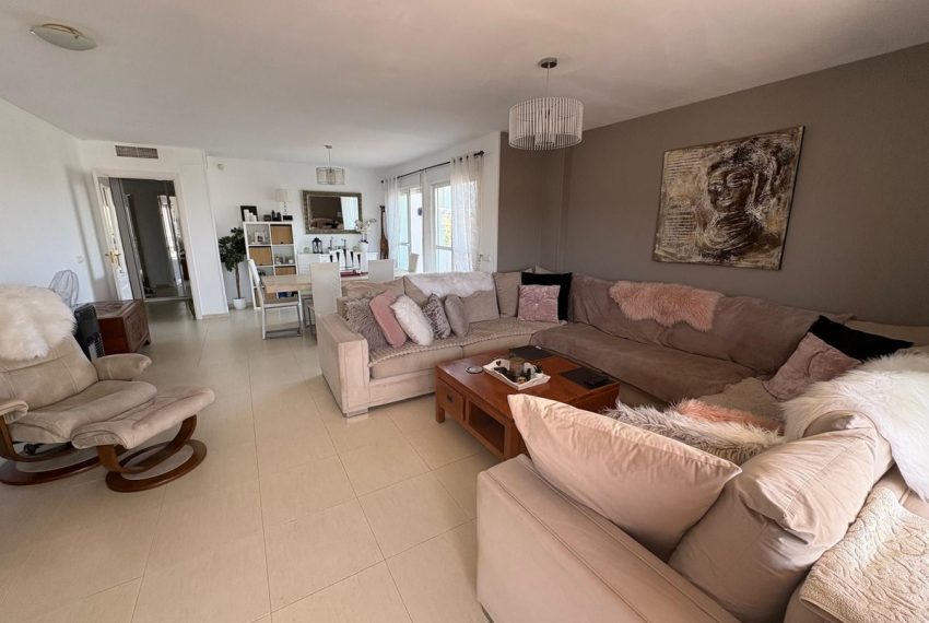 R5074024-Apartment-For-Sale-Miraflores-Penthouse-3-Beds-135-Built-3
