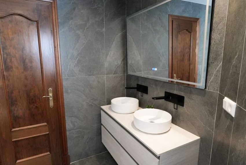 R5074183-Villa-For-Sale-El-Paraiso-Detached-3-Beds-477-Built-11