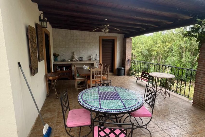 R5074189-Villa-For-Sale-Estepona-Finca-2-Beds-140-Built-12