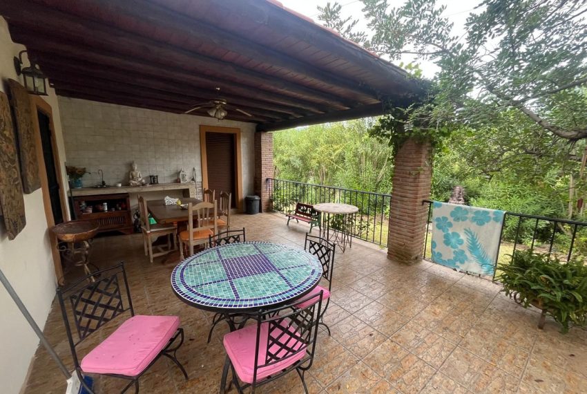 R5074189-Villa-For-Sale-Estepona-Finca-2-Beds-140-Built-5
