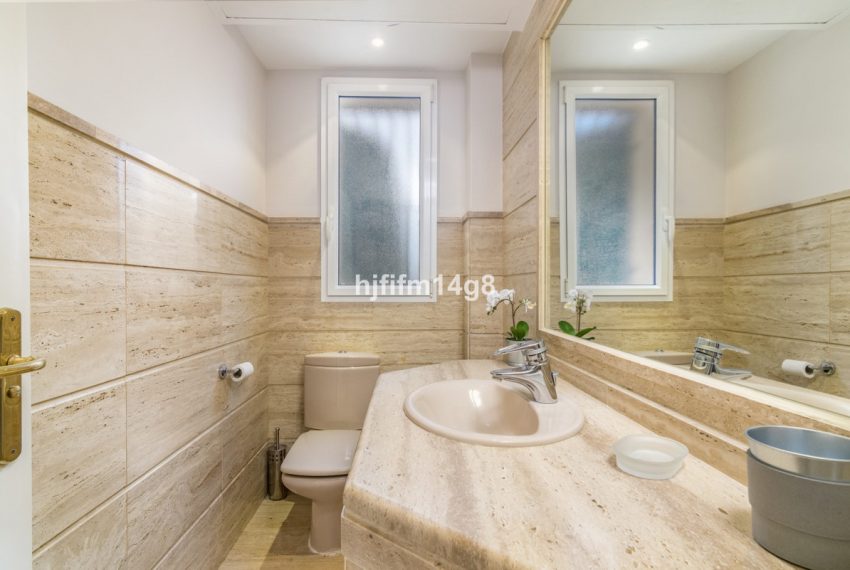 R5075614-Apartment-For-Sale-Nueva-Andalucia-Ground-Floor-2-Beds-263-Built-12