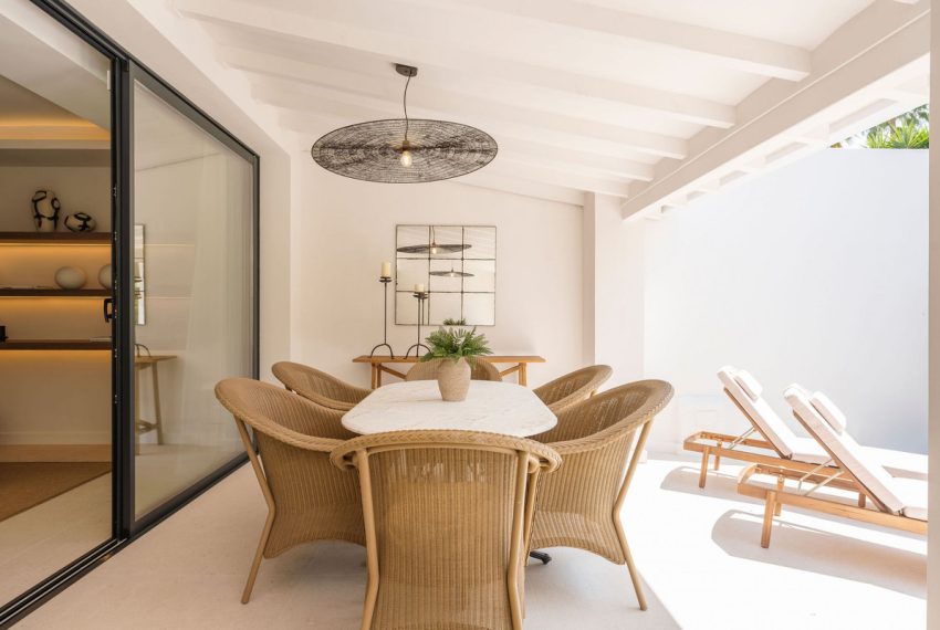 R5075620-Townhouse-For-Sale-Nueva-Andalucia-Terraced-4-Beds-273-Built-4