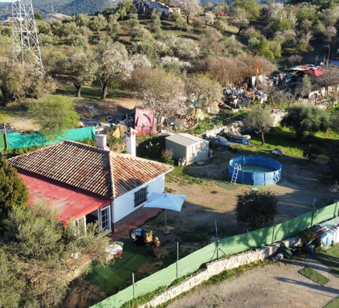 R5076106-Image 1-Finca - 2 Beds - 65 Built
