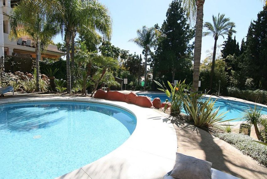R5076316-Apartment-For-Sale-Nueva-Andalucia-Ground-Floor-2-Beds-122-Built-1