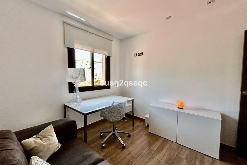R5076343-Apartment-For-Sale-Istan-Penthouse-3-Beds-80-Built-12