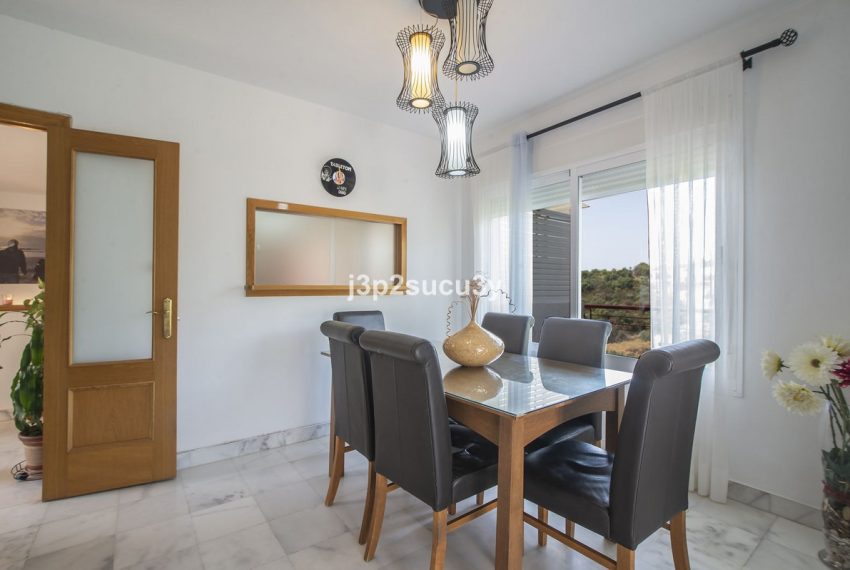 R5076673-Villa-For-Sale-Estepona-Semi-Detached-3-Beds-202-Built-14