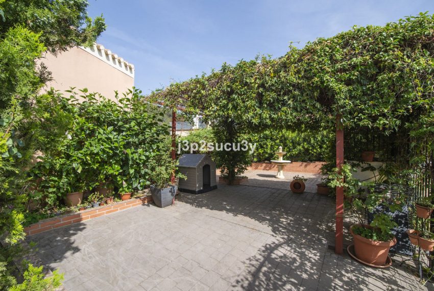 R5076673-Villa-For-Sale-Estepona-Semi-Detached-3-Beds-202-Built-5
