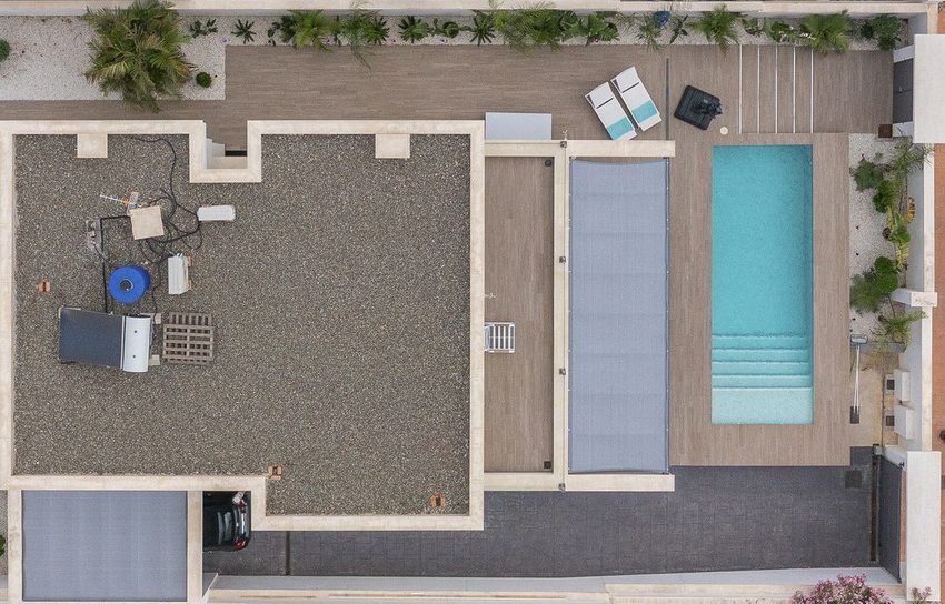 R5076904-Villa-For-Sale-Coin-Detached-4-Beds-199-Built-1