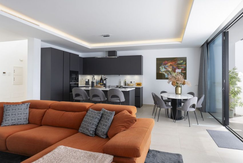 R5076904-Villa-For-Sale-Coin-Detached-4-Beds-199-Built-8