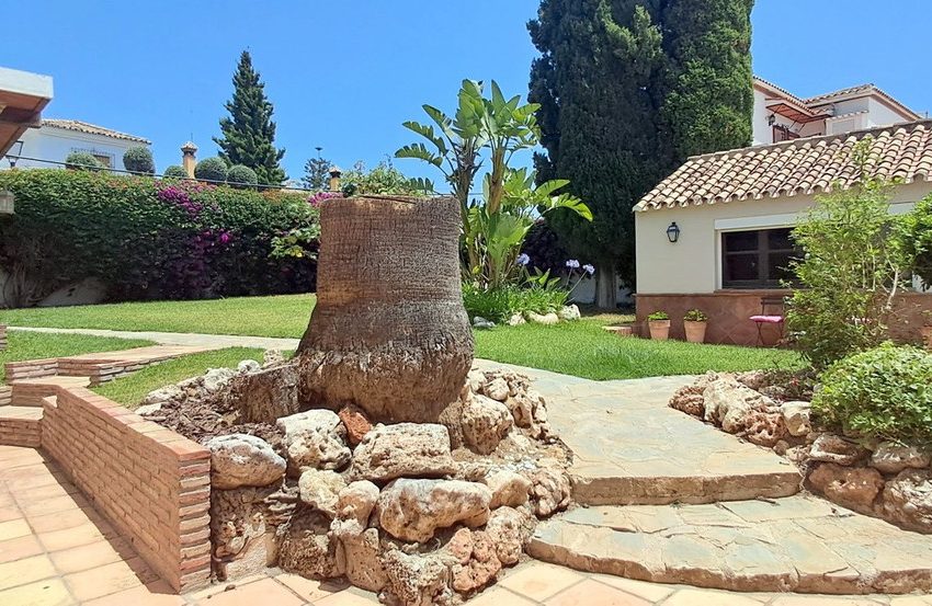 R5077270-Villa-For-Sale-Marbella-Detached-6-Beds-311-Built-19