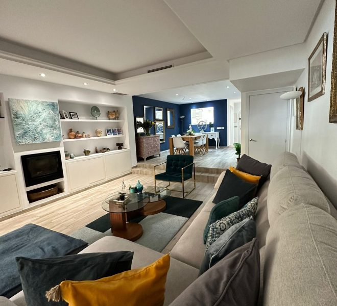 R5077666-Image 1-Terraced - 4 Beds - 229 Built