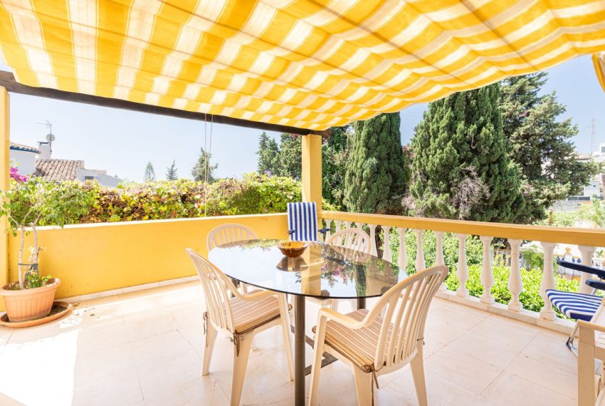 R5077951-Villa-For-Sale-Nueva-Andalucia-Detached-6-Beds-280-Built-4