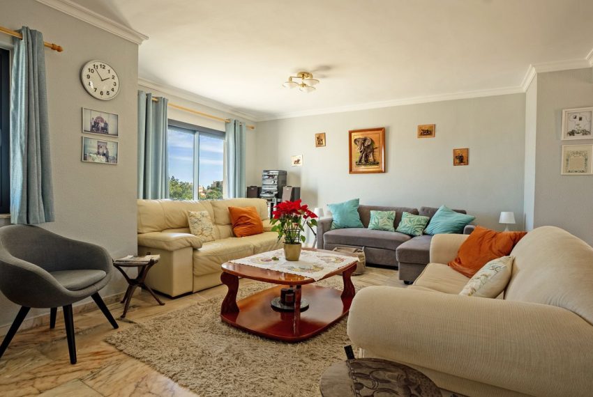 R5078149-Villa-For-Sale-Mijas-Costa-Detached-6-Beds-358-Built-2