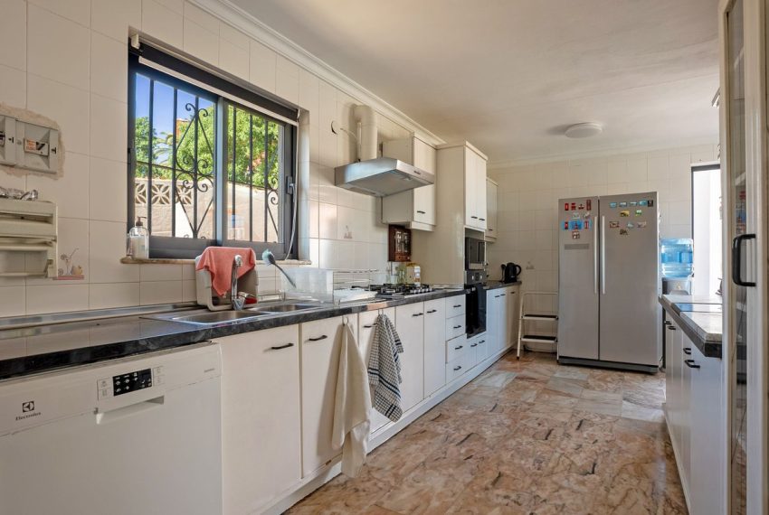 R5078149-Villa-For-Sale-Mijas-Costa-Detached-6-Beds-358-Built-4