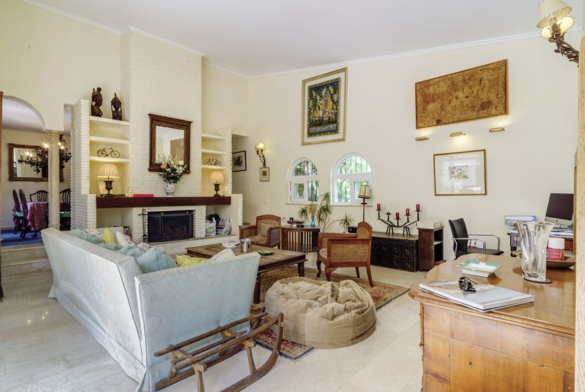 R5079163-Villa-For-Sale-El-Rosario-Detached-4-Beds-275-Built-12