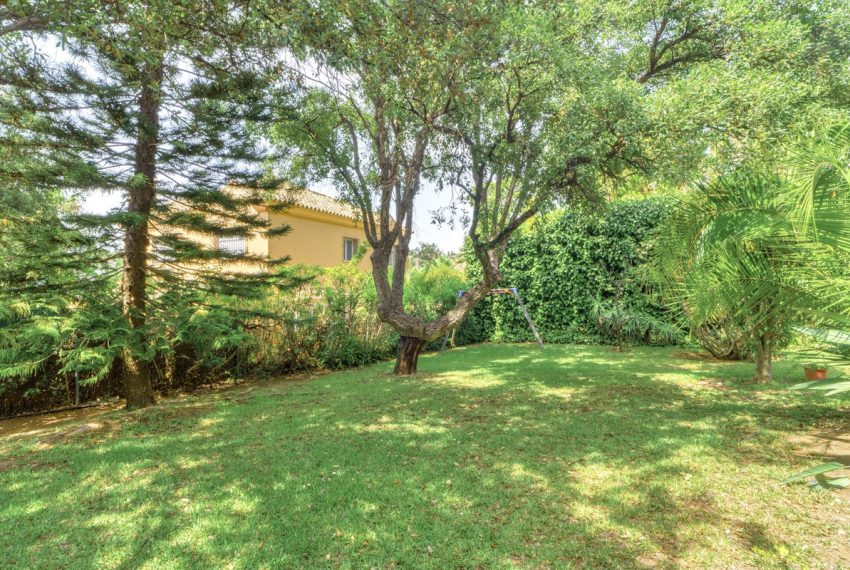 R5079163-Villa-For-Sale-El-Rosario-Detached-4-Beds-275-Built-16