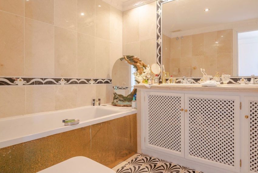 R5079727-Apartment-For-Sale-Guadalmina-Alta-Penthouse-3-Beds-210-Built-9