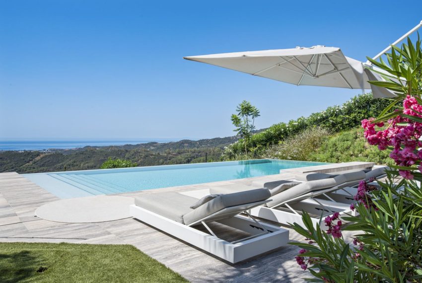 R4648927-Villa-For-Sale-Benahavis-Detached-7-Beds-680-Built