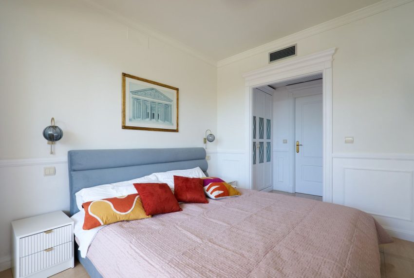 R4787218-Apartment-For-Sale-The-Golden-Mile-Middle-Floor-1-Beds-72-Built-13