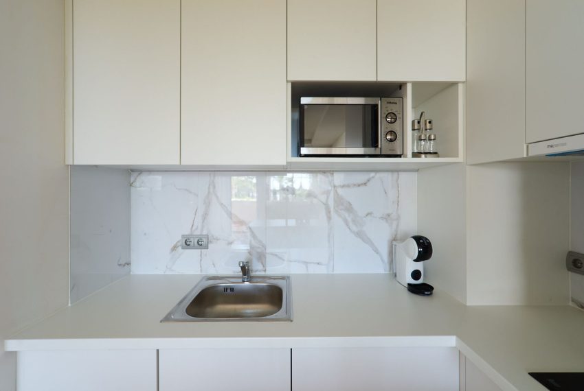 R4787218-Apartment-For-Sale-The-Golden-Mile-Middle-Floor-1-Beds-72-Built-7