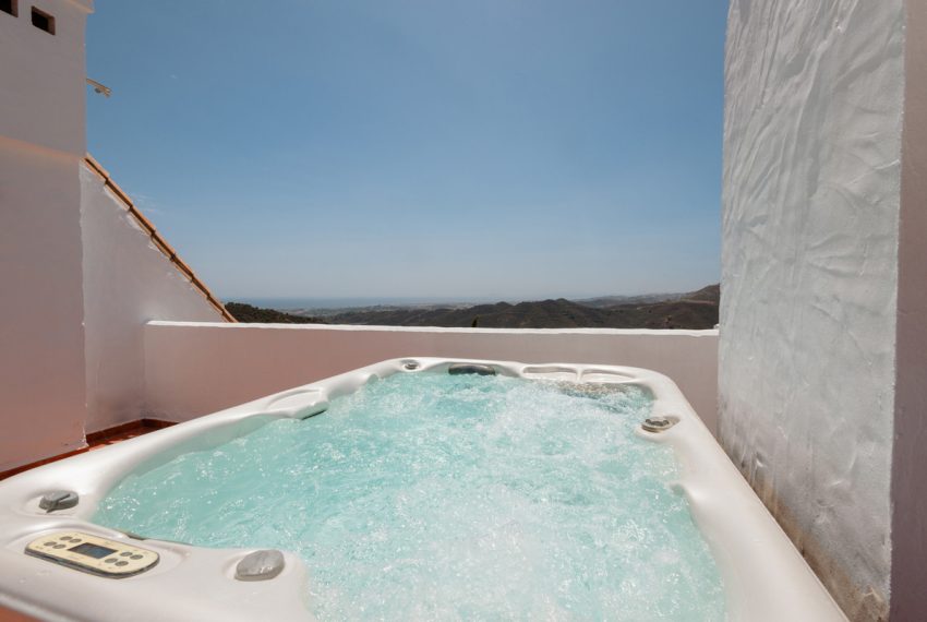 R4815145-Apartment-For-Sale-Istan-Penthouse-2-Beds-155-Built-7