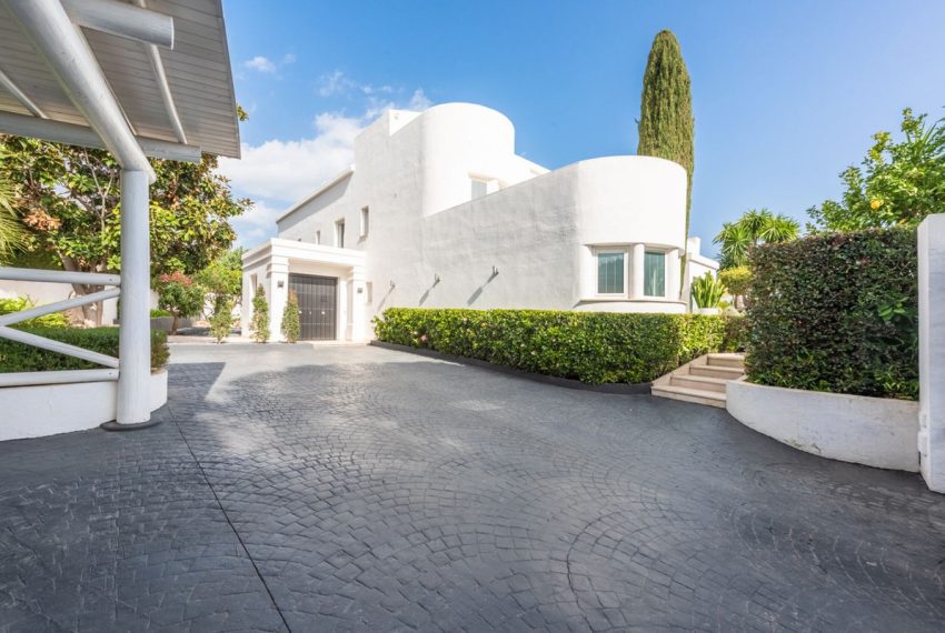 R4838776-Villa-For-Sale-The-Golden-Mile-Detached-4-Beds-361-Built-3
