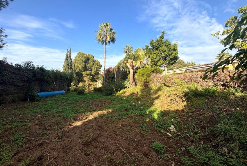 R4887253-Villa-For-Sale-Elviria-Detached-6-Beds-400-Built-8