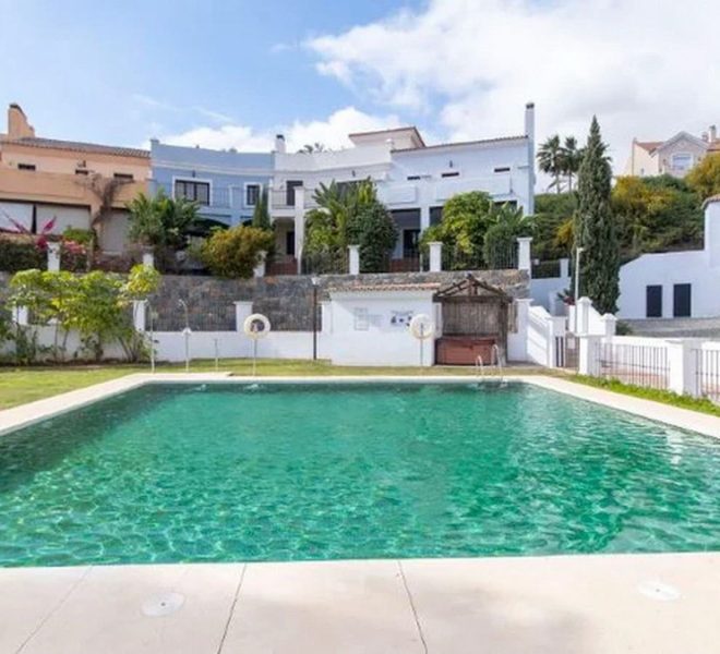 R4894294-Image 1-Terraced - 3 Beds - 264 Built