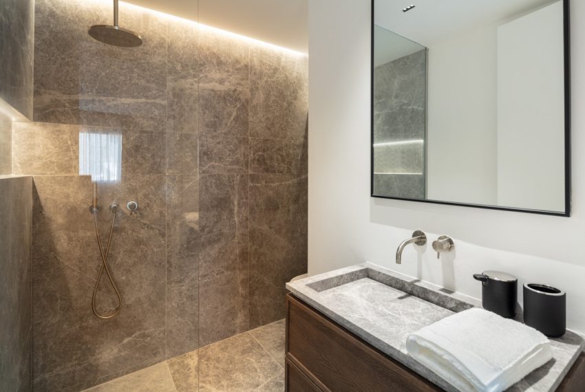 R4896787-Apartment-For-Sale-The-Golden-Mile-Middle-Floor-3-Beds-138-Built-14