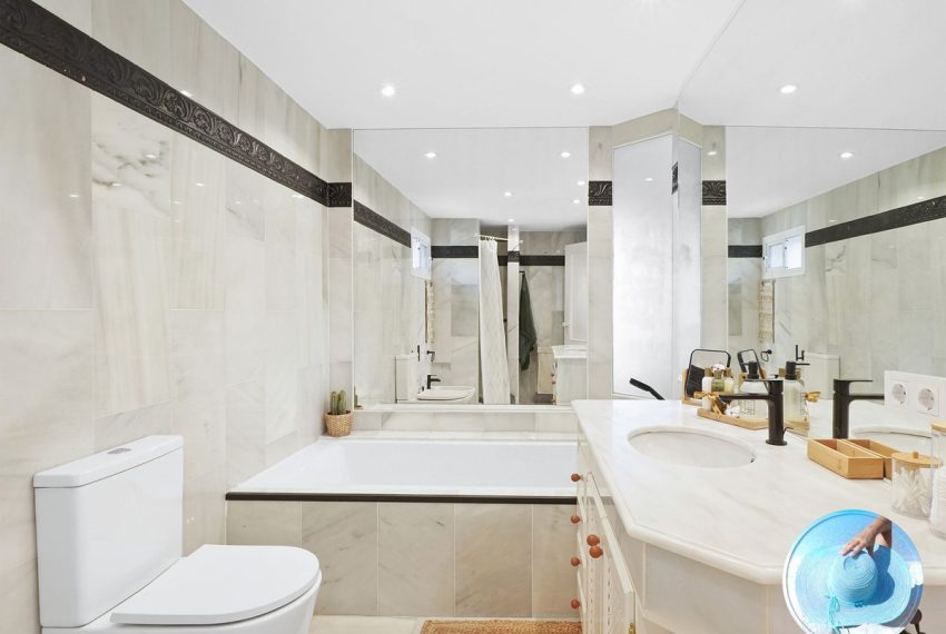 R4900180-Apartment-For-Sale-Reserva-de-Marbella-Penthouse-Duplex-2-Beds-180-Built-14