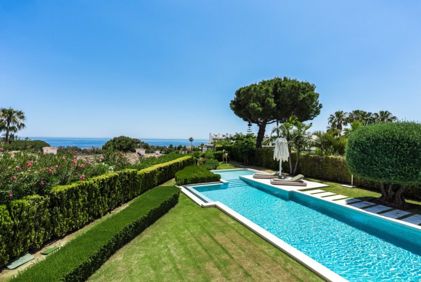 R4902823-Villa-For-Sale-The-Golden-Mile-Detached-5-Beds-868-Built-3