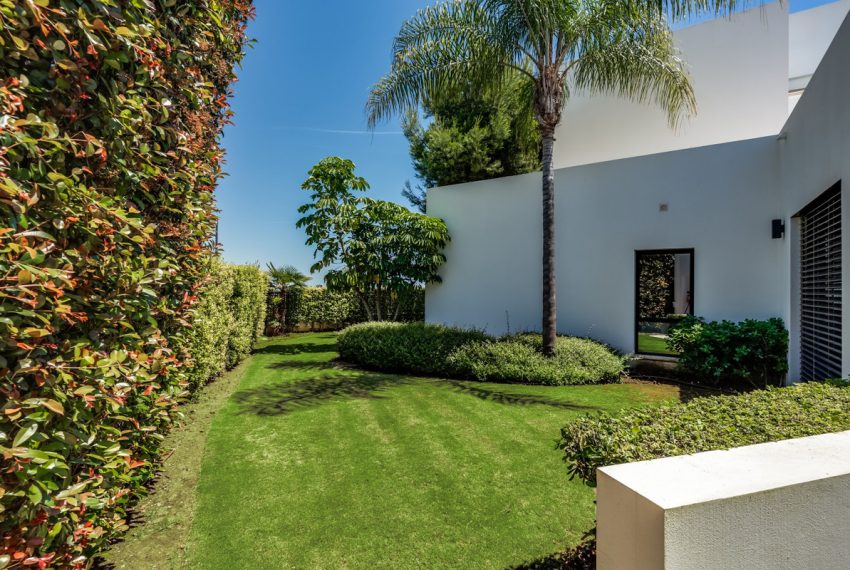 R4902823-Villa-For-Sale-The-Golden-Mile-Detached-5-Beds-868-Built-5