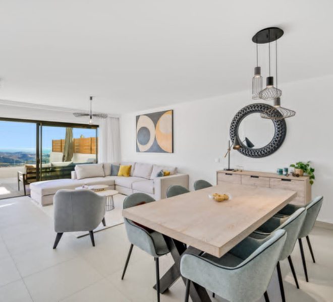 R4909516-Image 1-Penthouse - 3 Beds - 151 Built