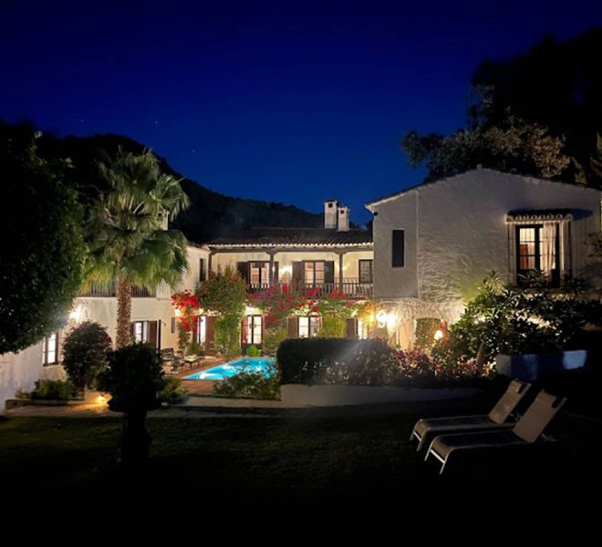 R4953904-Image 1-Finca - 9 Beds - 800 Built