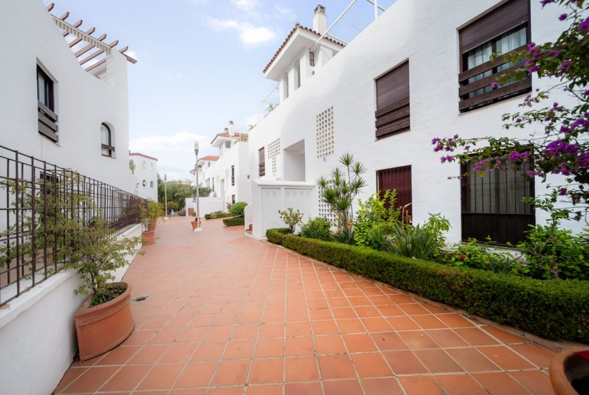 R4956106-Apartment-For-Sale-Nueva-Andalucia-Middle-Floor-2-Beds-110-Built-11