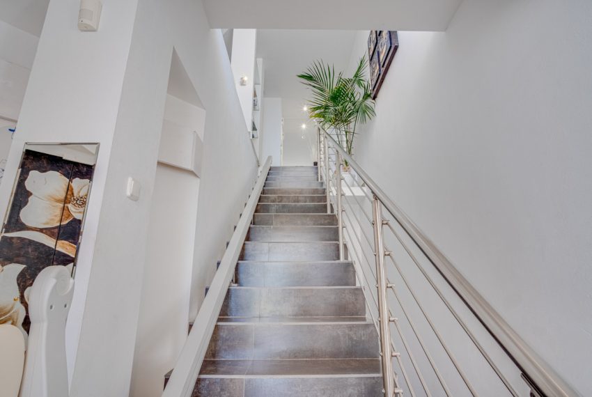 R4964467-Villa-For-Sale-Elviria-Detached-8-Beds-379-Built-19