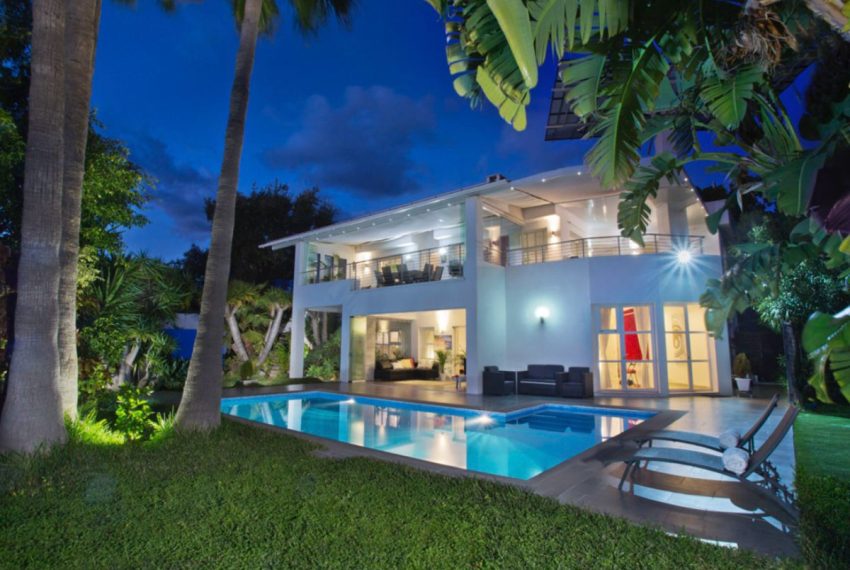 R4964467-Villa-For-Sale-Elviria-Detached-8-Beds-379-Built-7