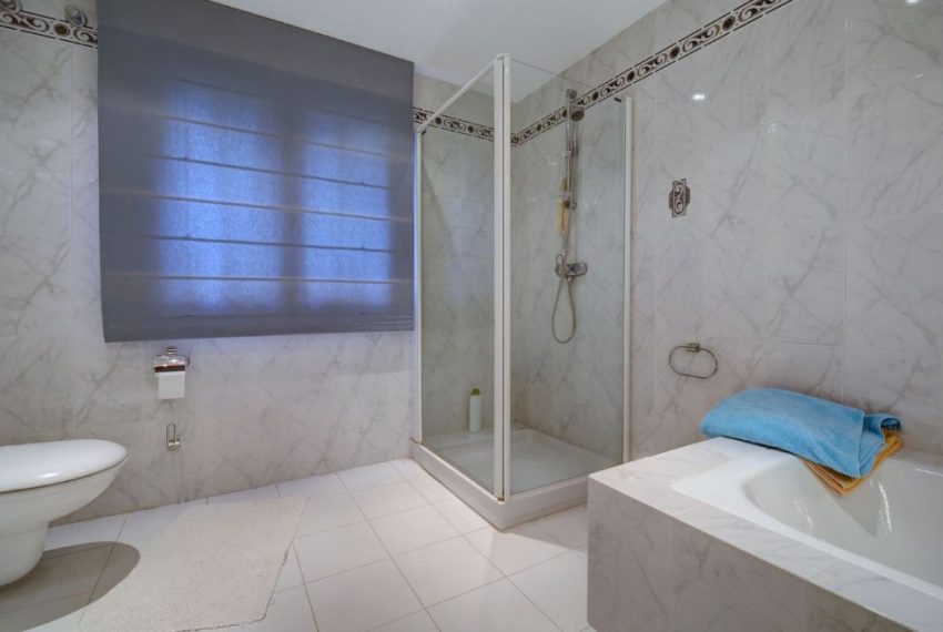 R4965571-Villa-For-Sale-Costalita-Detached-5-Beds-698-Built-11