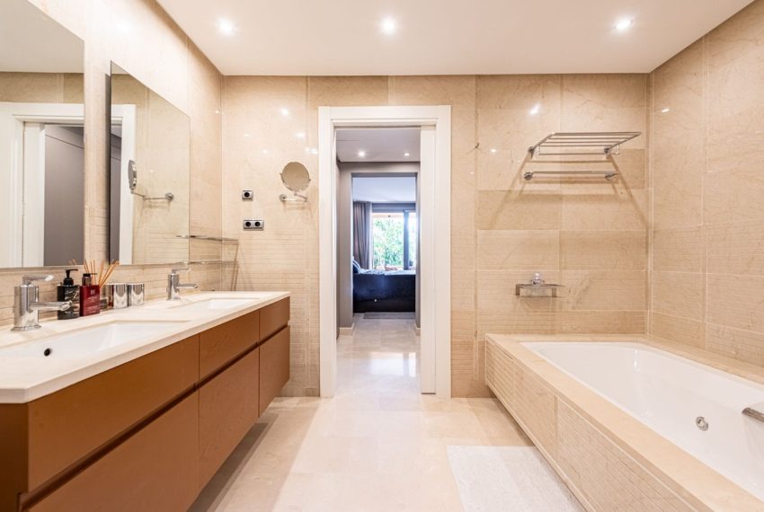 R4980742-Apartment-For-Sale-Sierra-Blanca-Middle-Floor-2-Beds-166-Built-15