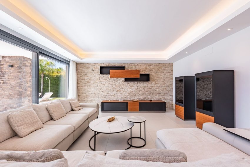 R4981324-Villa-For-Sale-Atalaya-Detached-6-Beds-417-Built-5