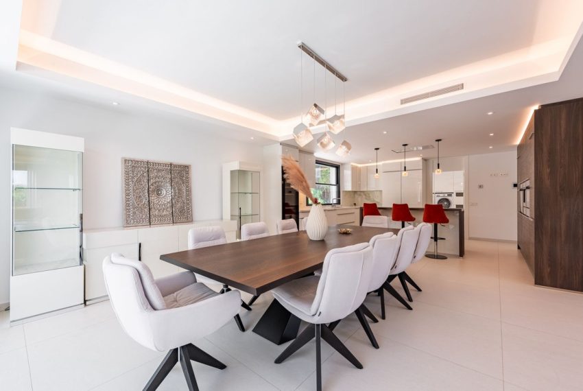 R4981324-Villa-For-Sale-Atalaya-Detached-6-Beds-417-Built-8