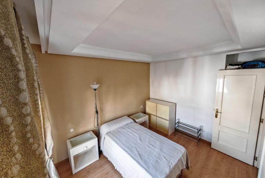 R4986472-Villa-For-Sale-Estepona-Semi-Detached-3-Beds-130-Built-11