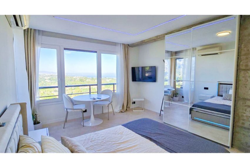R4986688-Apartment-For-Sale-Nueva-Andalucia-Penthouse-1-Beds-45-Built