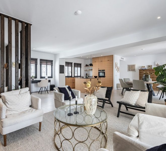 R4986733-Image 1-Penthouse - 2 Beds - 154 Built