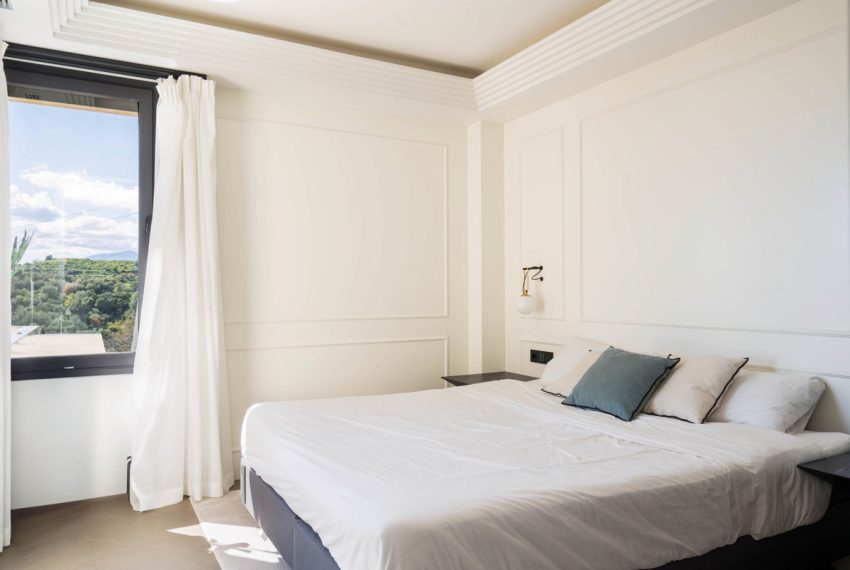 R4987417-Apartment-For-Sale-Nueva-Andalucia-Penthouse-Duplex-3-Beds-395-Built-18